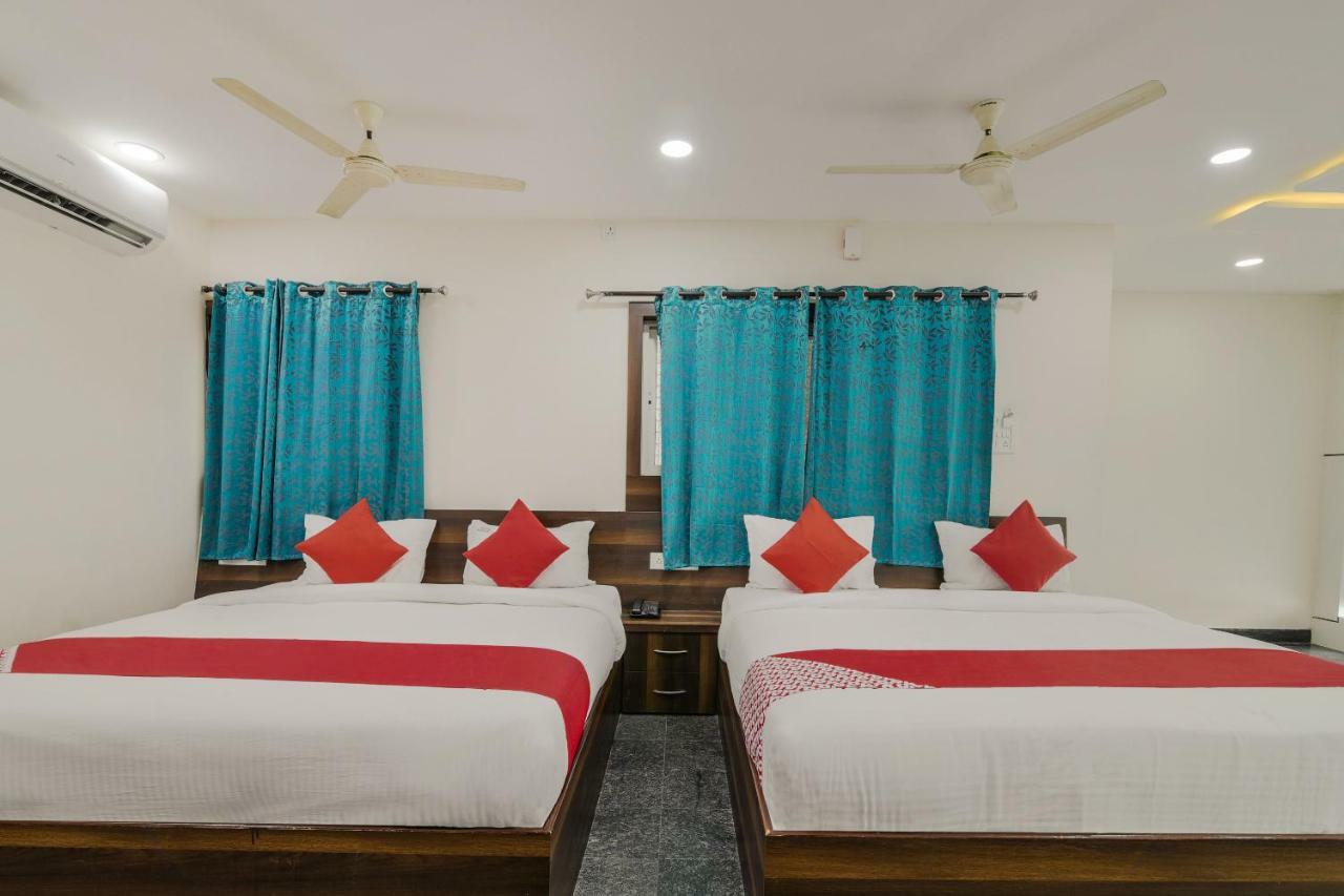 Neema Residency Hotel Anantapur Exterior photo